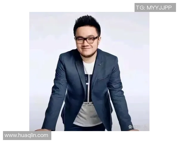 足球明星巴图图的传奇人生与赛场背后的故事揭秘 足球明星巴图图的传奇人生与赛场背后的故事揭秘